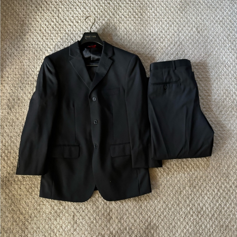 Linea Uomo Men’s Black Short Tuxedo
